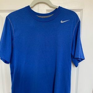 Men’s Nike T shirt